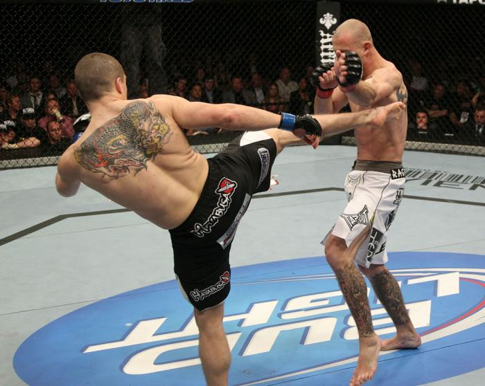 Donald Cerrone vs Paul Kelly