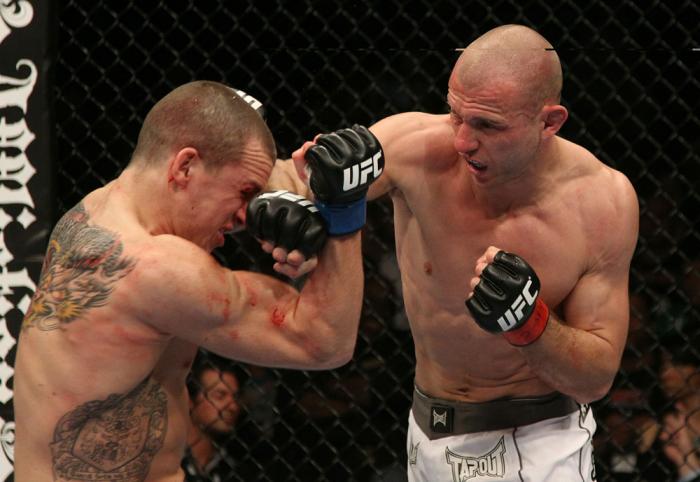 Donald Cerrone vs Paul Kelly