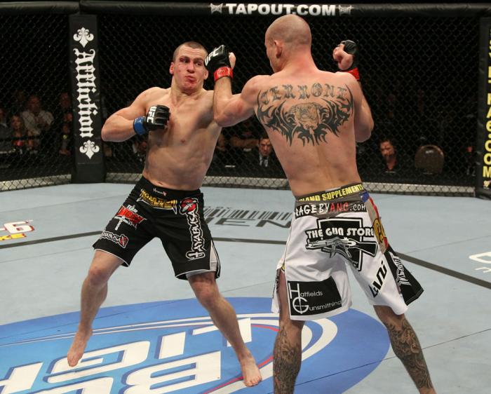 Donald Cerrone vs Paul Kelly