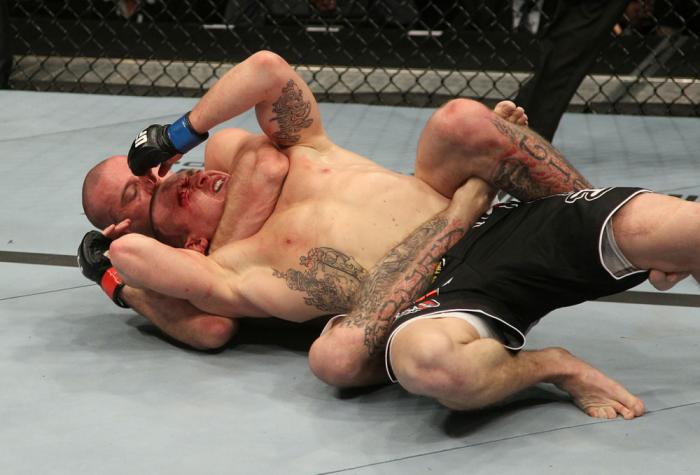 Donald Cerrone vs Paul Kelly