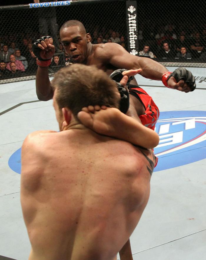 Jon Jones vs Ryan Bader