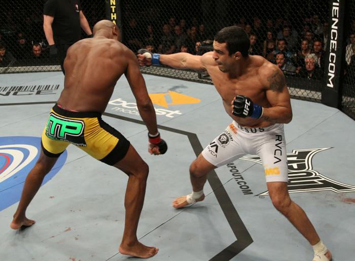 Anderson Silva vs Vitor Belfort
