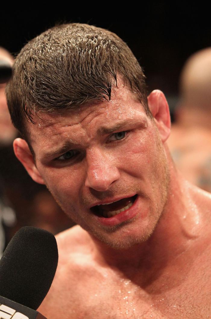 Michael Bisping celebrates his win