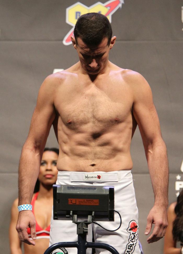 UFC 127 Weigh-in: Anthony Perosh