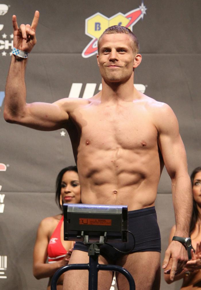 UFC 127 Weigh-in: Nick Ring