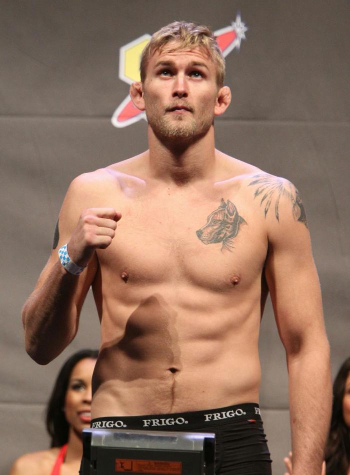 UFC 127 Weigh-in: Alexander Gustafsson