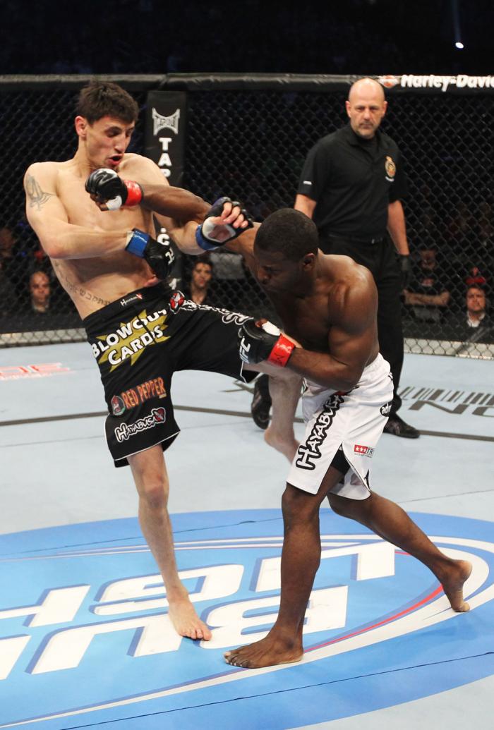 Pablo Garza vs Yves Jabouin