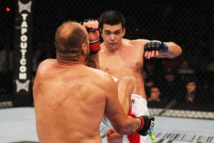 Lyoto Machida vs Randy Couture
