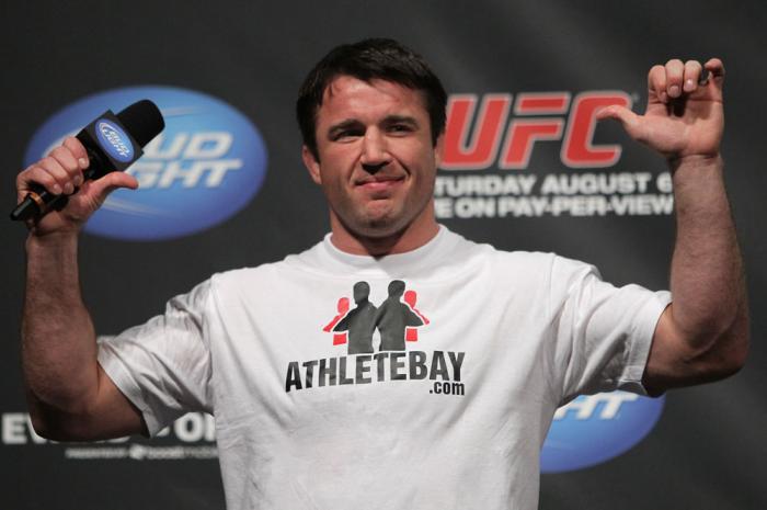 Chael Sonnen interacts with the fans at the UFC Fight Club Q&A before the UFC 133 Weigh-in.