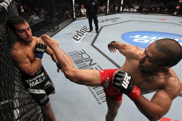 UFC 133: Menjivar vs. Pace