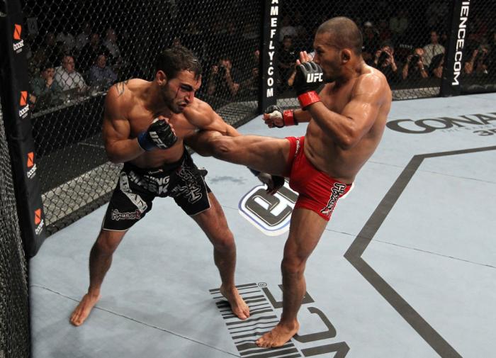 UFC 133: Menjivar vs. Pace