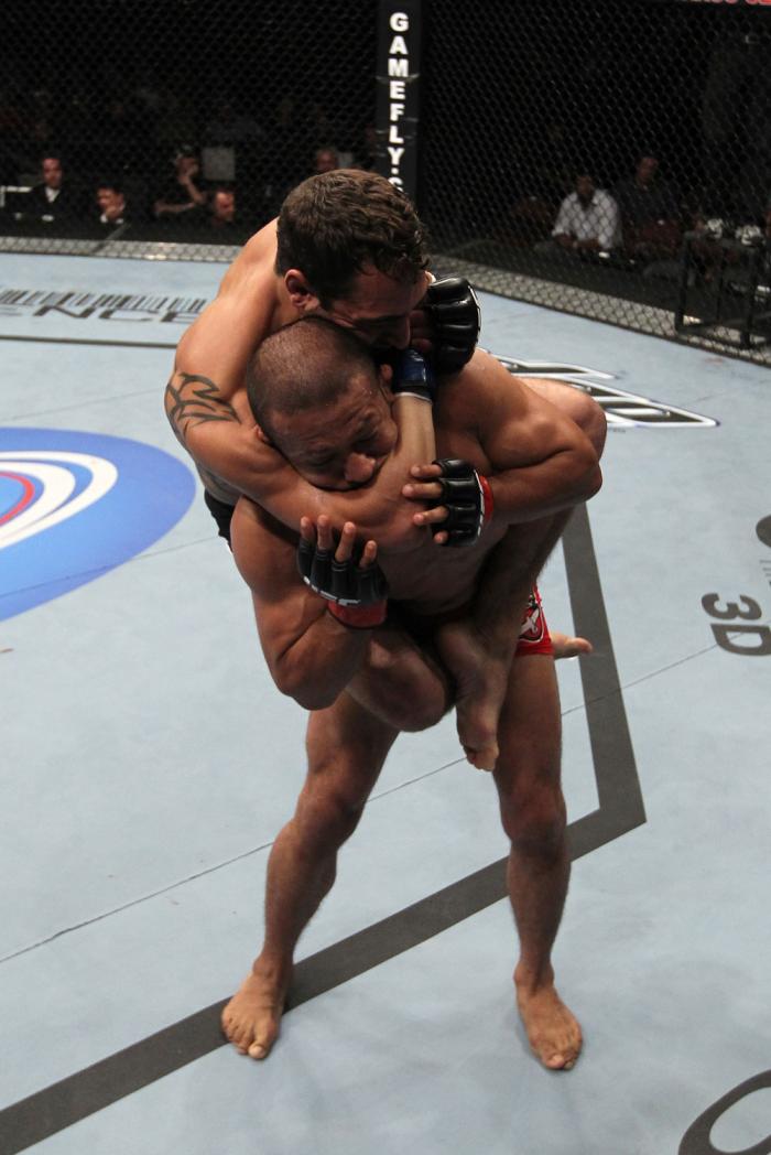 UFC 133: Menjivar vs. Pace