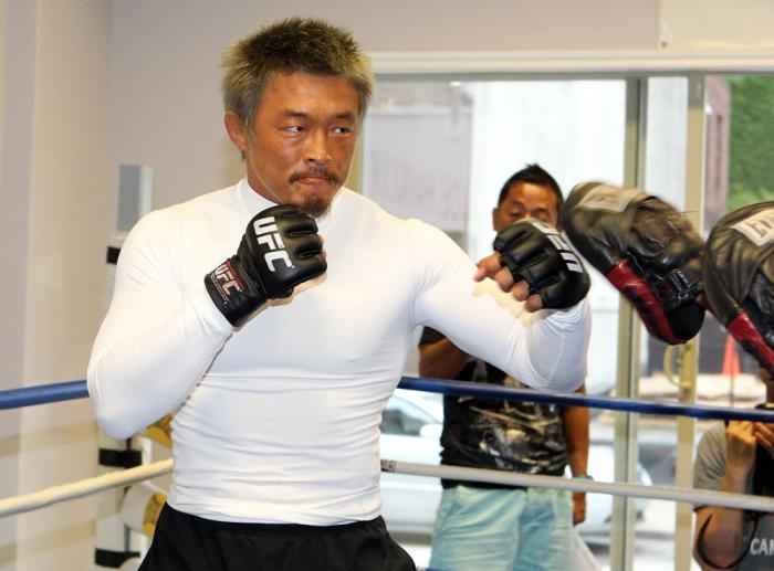 Yoshihiro Akiyama