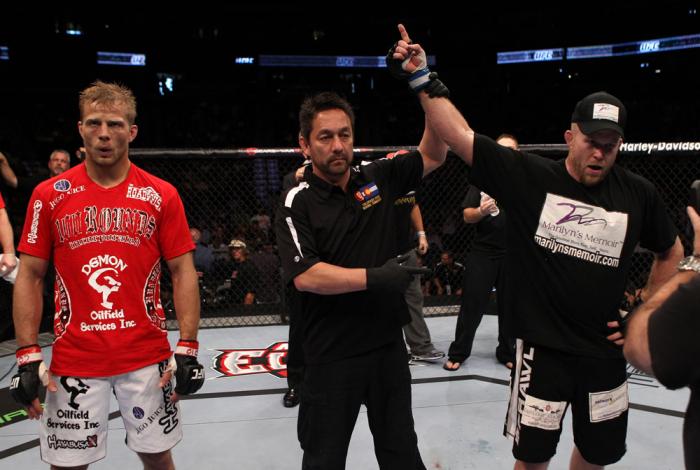 Tim Boetsch celebrates his win