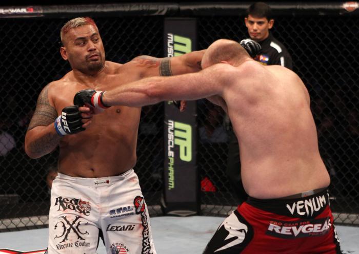 Rothwell vs Hunt