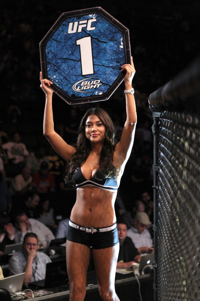 Octagon Girl Arianny Celeste