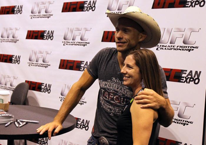 Donald "Cowboy" Cerrone poses with fans