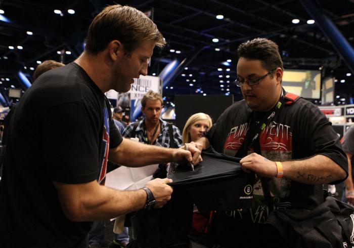 Stephan Bonnar signs autographs for fans