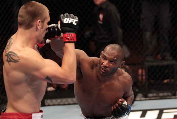 Dustin Jacoby vs Clifford Starks