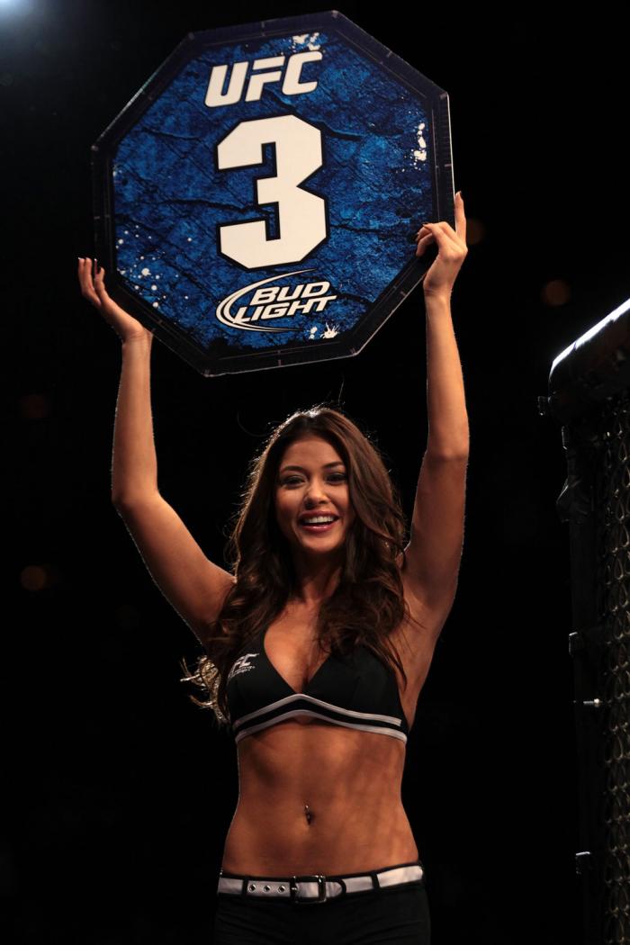 Octagon Girl Arianny Celeste