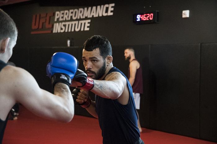 Las Vegas 5/18/18 - UFC fighter Dan Ige at the UFC Performance Institute in las Vegas. (Photo credit Juan Cardenas)
