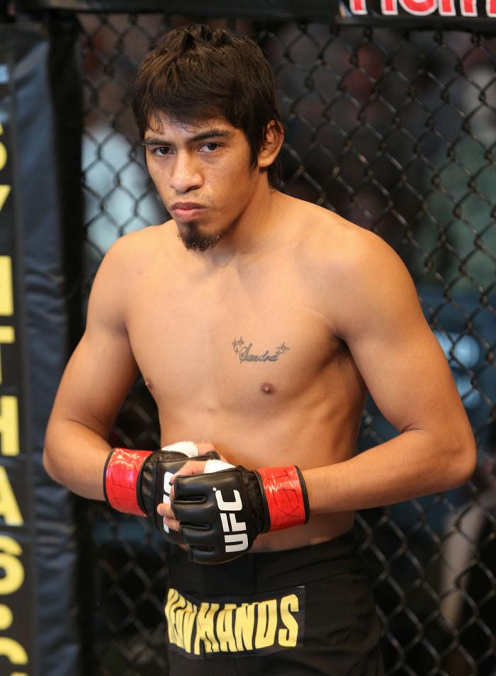 Campuzano before his fight with Cariaso.