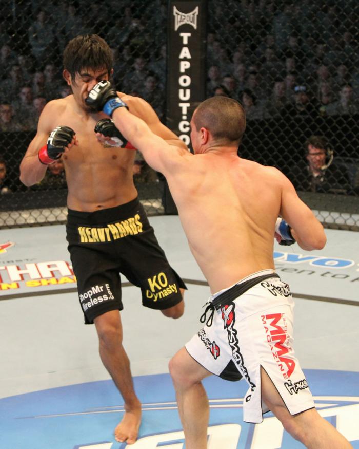 (L)Campuzano vs.(R) Cariaso