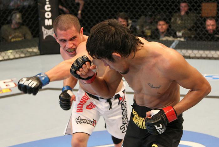(R)Campuzano vs. (L)Cariaso