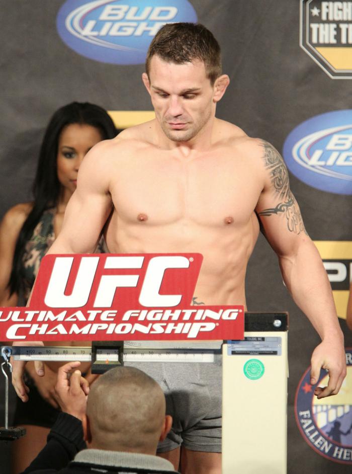 UFC Fight for the Troops Weigh in: Waylon Lowe