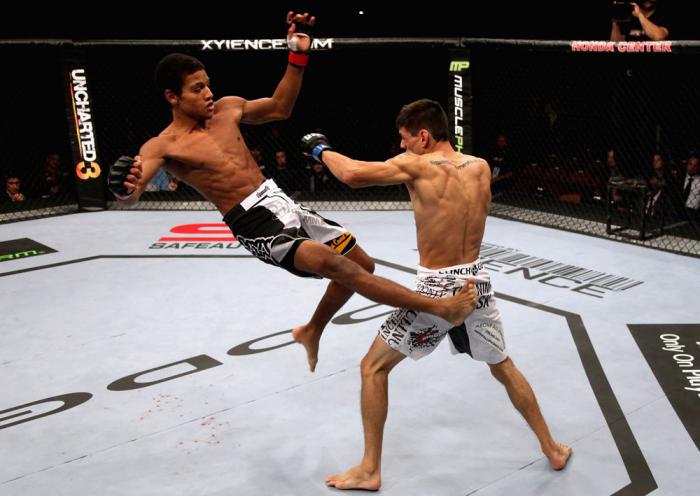 Alex Caceres vs Cole Escovedo