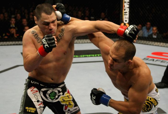 Junior dos Santos vs Cain Velasquez