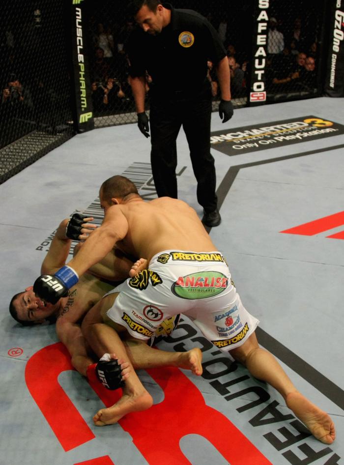 Junior dos Santos vs Cain Velasquez