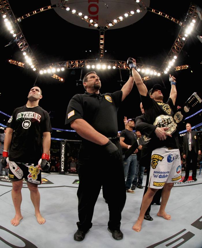 Junior dos Santos vs Cain Velasquez