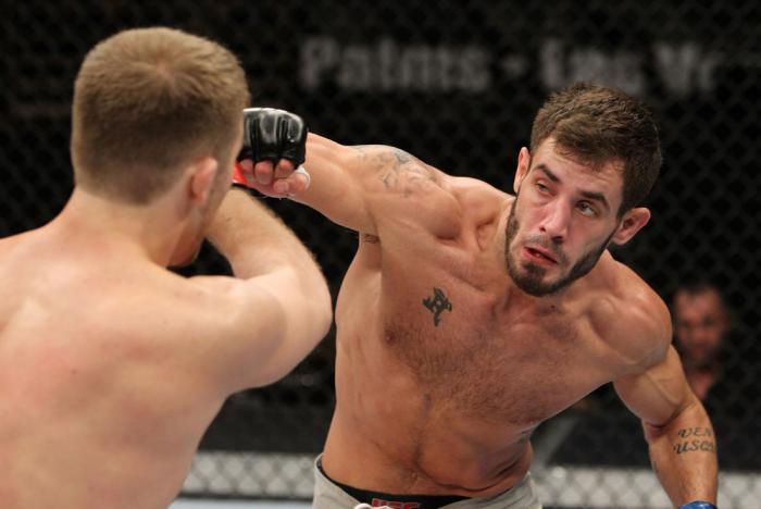 Bryan Caraway vs Dustin Neace