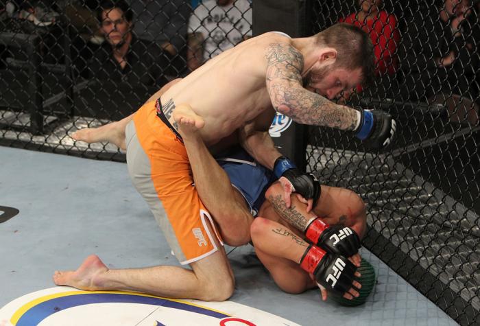 Johnny Bedford vs Louis Gaudinot