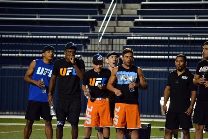 El Team Werdum observa las acciones de ambos entrenadores