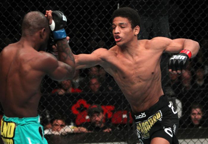Mackens Semerzier vs Alex Caceres