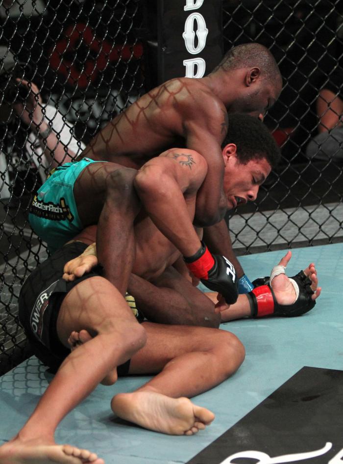 Mackens Semerzier vs Alex Caceres