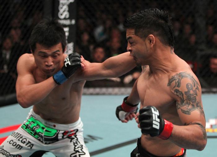 Chan Sung Jung vs Leonard Garcia