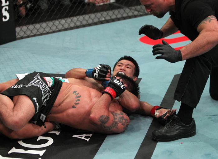 Chan Sung Jung vs Leonard Garcia