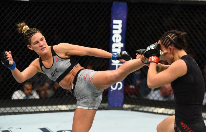 GLENDALE, AZ - APRIL 14: (L-R) Cortney Casey kicks Michelle Waterson in their womens strawweight fight during the UFC Fight Night event at the Gila Rivera Arena on April 14, 2018 in Glendale, Arizona. (Photo by Josh Hedges/Zuffa LLC/Zuffa LLC via Getty I