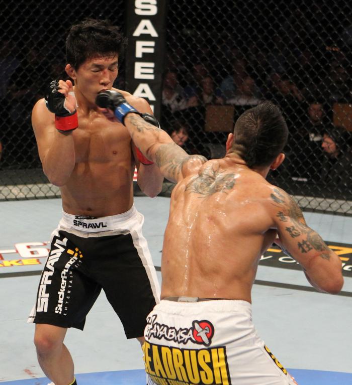 Takeya Mizugaki vs Reuben Duran