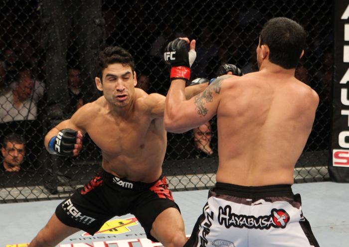 Danny Castillo vs Joe Stevenson