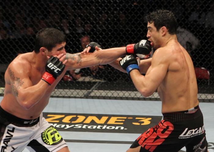 Danny Castillo vs Joe Stevenson