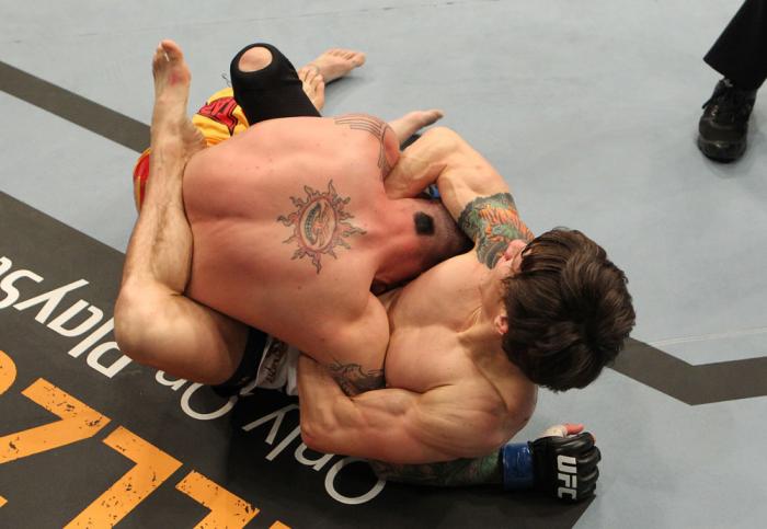 Brian Bowles vs Damacio Page
