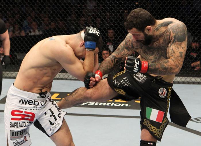 Chris Weidman vs Alessio Sakara