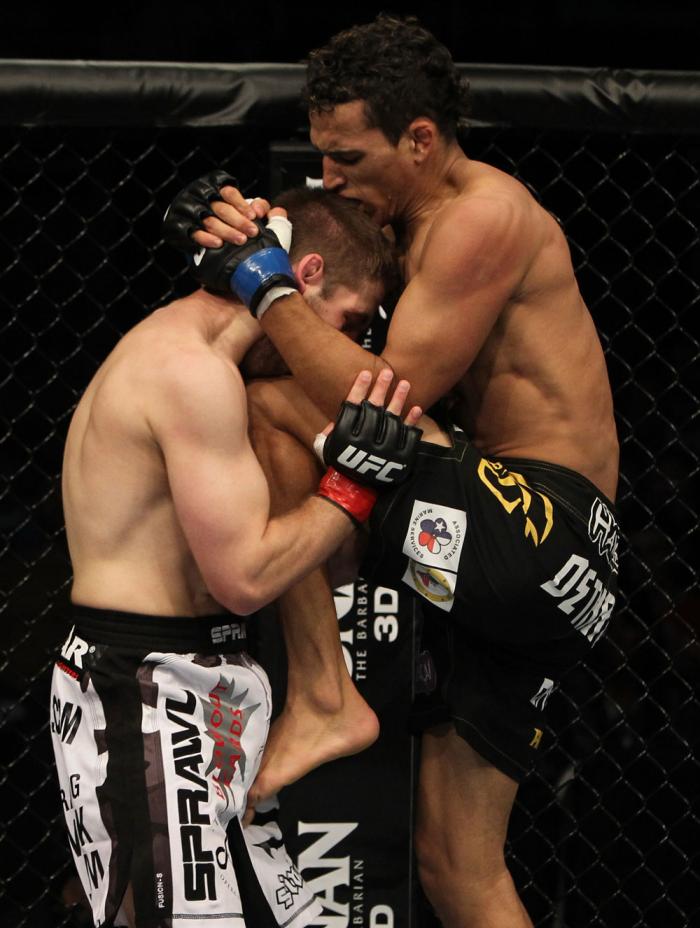 Charles Oliveira vs Nik Lentz