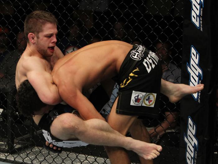 Charles Oliveira vs Nik Lentz