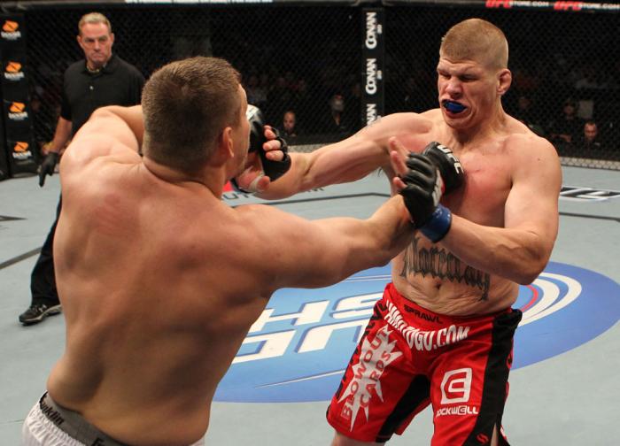 Matt Mitrione vs Christian Morecraft