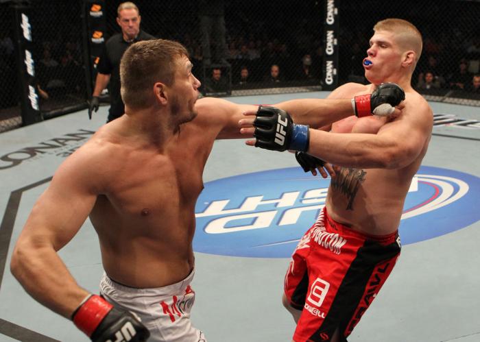 Matt Mitrione vs Christian Morecraft